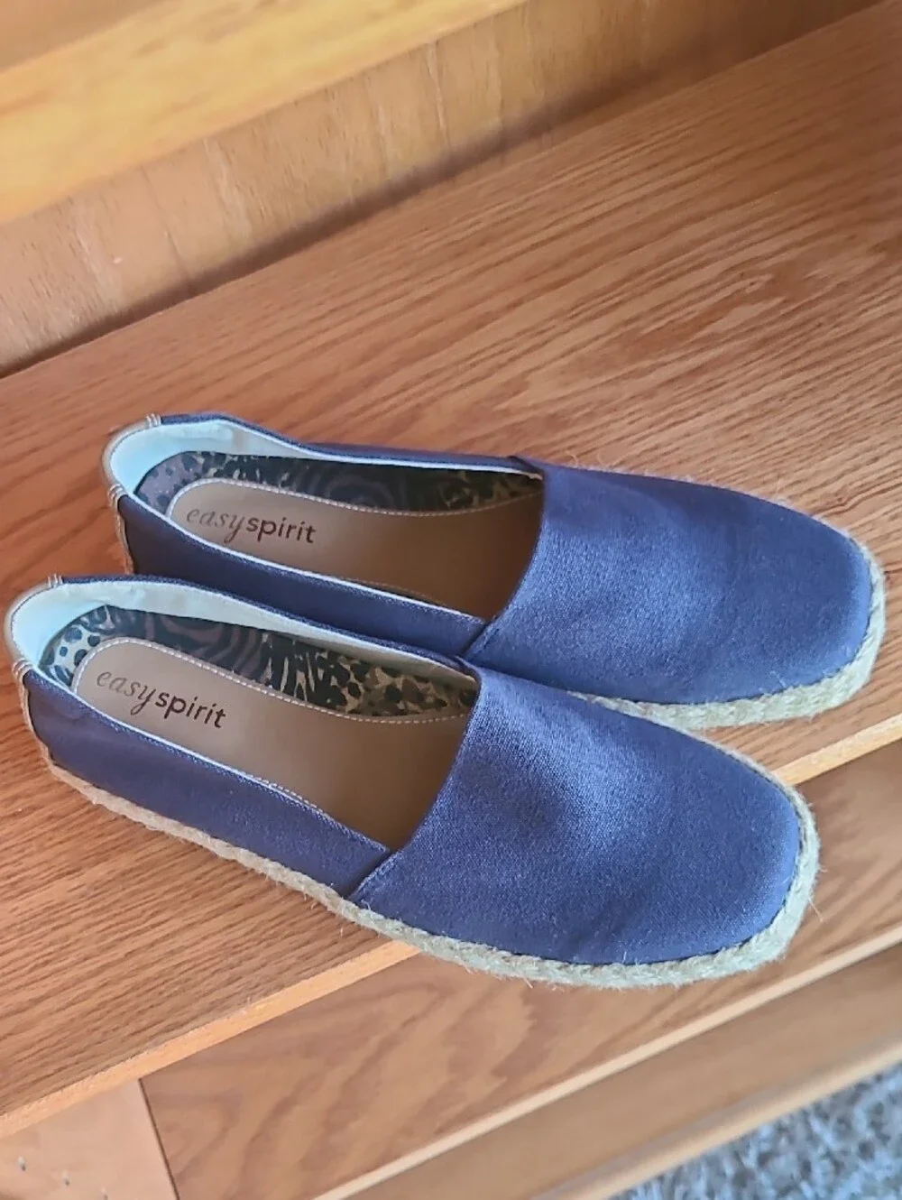 Easy Spirit casual slip